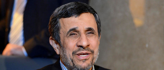 Les  deux mandats d'Ahmadinejad ont ete marques par sa rhetorique anti-occidentale et  anti-israelienne.
