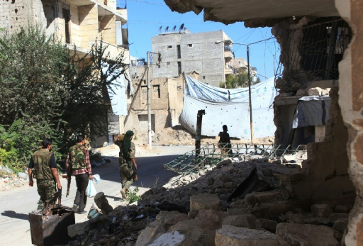 Les forces pro-gouvernementales syriennes à Alep, le 30 septembre 2016 © GEORGES OURFALIAN AFP