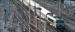 Un TER en gare de Nice. En Paca, 10 % des trains sont supprimés, 20 % sont en retard et la fraude avoisinerait les 18 %. ©J.M EMPORTES