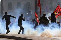 Turquie : &eacute;chauffour&eacute;es entre policiers et manifestants &agrave; Ankara