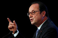 Hollande tance Sarkozy dans le dernier livre de Davet et de Lhomme. ©CHRISTOPHE ENA