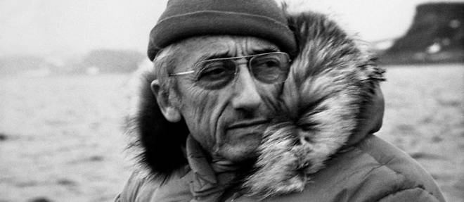 Portrait du commandant Jacques-Yves Cousteau, pris en 1972 en Antarctique sur le tournage de son film "Le Voyage au bout du monde"