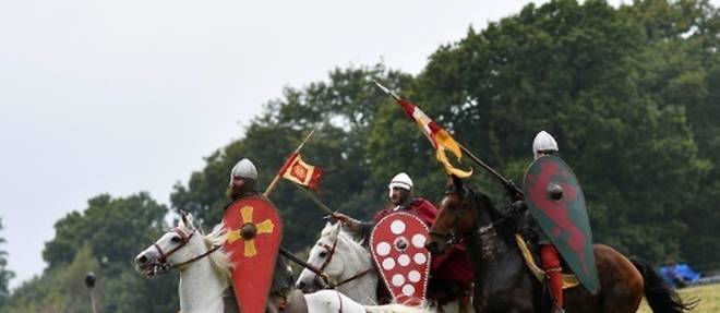 Reconstitution de la bataille d'Hastings, au meme endroit mais 950 ans plus tard, le 15 octobre 2016 a Battle, dans le sud-ouest de l'Angleterre