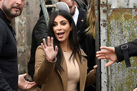 Kim Kardashian&nbsp;: elle se barricade chez elle et fait profil bas