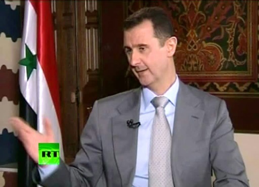 Une capture d'ecran distribuee par la television russe RT qui montre le president syrien Bachar al-Assad lors d'une interview avec cette chaine a Damas, le 8 novembre 2012