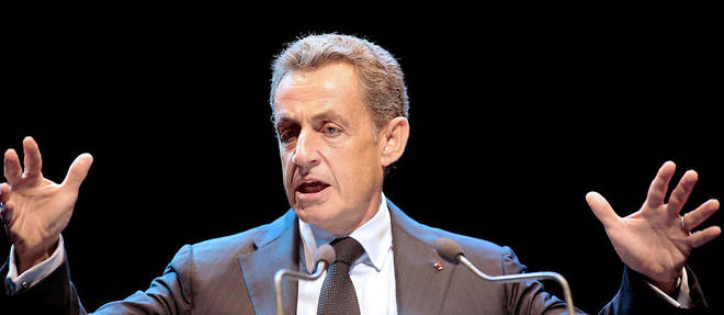 "Je n'aime pas les gens qui participent a une competition et qui en contestent les regles", dit Nicolas Sarkozy.