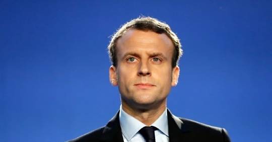 Macron Candidat à La Présidentielle Contre "le Système"