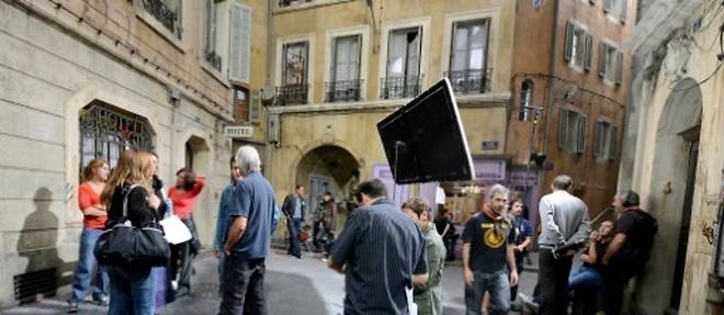 Les acteurs pendant le tournage de "Plus belle la vie" le 27 septembre 2012 a Marseille