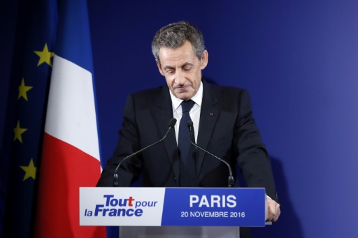 Nicolas Sarkozy annonce son retrait de la vie politique, le 20 novembre 2016 à Paris © IAN LANGSDON POOL/AFP