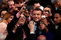 Emmanuel Macron : &eacute;toile montante ou filante ?