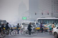 Depuis quelques mois, les petits vélos orange de la start-up Mobike ont envahi les rues de Shanghai et de Pékin. Image d'illustration.
