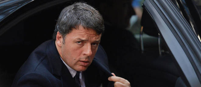 Matteo Renzi ayant clarifie qu'il n'entendait pas rester a son poste en cas de defaite, le scrutin du 4 decembre s'est transforme en un vote de confiance envers le chef du gouvernement.