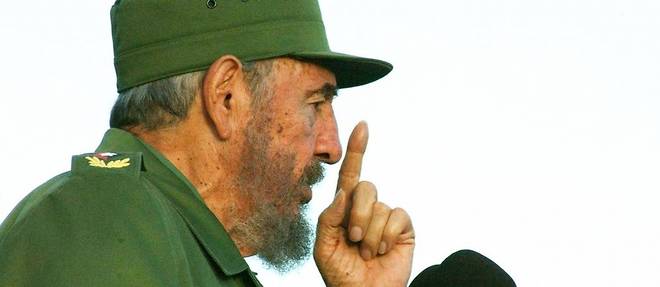 Fidel Castro en janvier 2006. Quelques mois plus tard, terrasse par le cancer, le leader doit passer la main.
