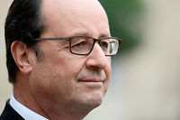 Hollande : la presse salue &quot;l'&eacute;l&eacute;gance&quot; d'un geste &quot;respectable&quot; et &quot;courageux&quot;