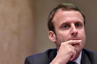 Pr&eacute;sidentielle : Macron et M&eacute;lenchon boudent la primaire de la gauche