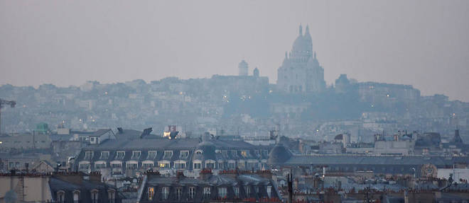 Airparif, l'organisme en charge de la surveillance de la qualite de l'air, a releve plusieurs pics de pollution dans l'agglomeration parisienne, depuis une semaine.