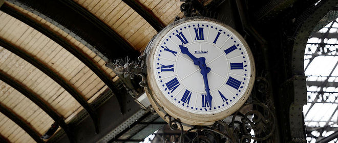 Horloge de la gare de Lyon a Paris (photo d'illustration).
 