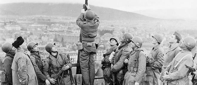 Belfort est repris. Le 25 novembre 1944, le drapeau francais flotte de nouveau au sommet  de la citadelle de Belfort. C'est grace aux renseignements fournis par  Albert Meyer juste avant son arrestation par la Gestapo que l'offensive  sur Belfort de la 1re armee du general de Lattre de Tassigny a pu etre  declenchee.