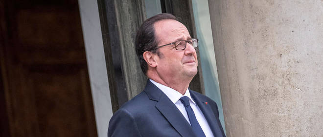  
A ses proches qui lui rendent visite pour lui adresser une forme d'adieu Francois Hollande confie qu'il << regrette >> d'avoir renonce a briguer un second mandat. 
 
