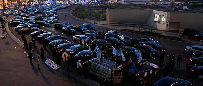 Du 15 au 23 decembre, des centaines de chauffeurs avaient participe a des rassemblements dans Paris.