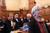 Affaire Tapie : Christine Lagarde sur la d&eacute;fensive