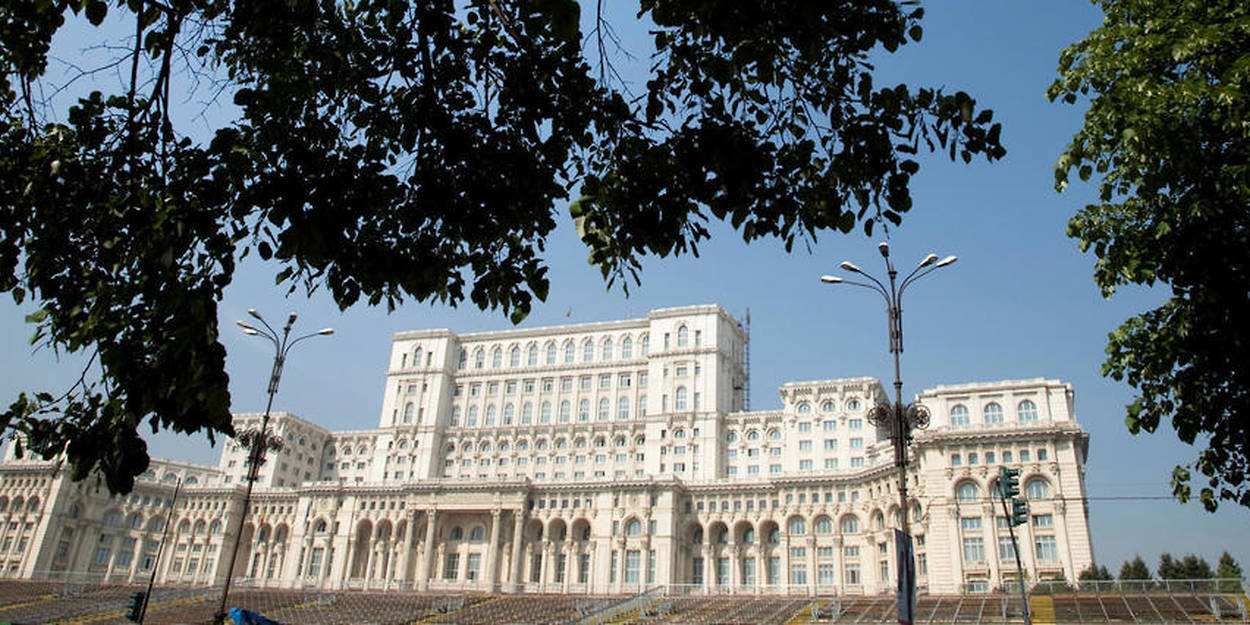 Roumanie le président met son veto sur le choix du Premier ministre