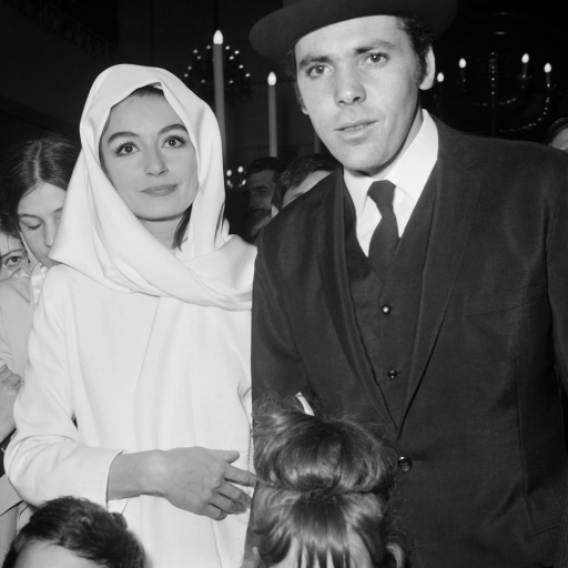 Mariage entre Pierre Barouh et Anouk Aimée, le 20 avril 1966 à Paris © - UPI/AFP/Archives