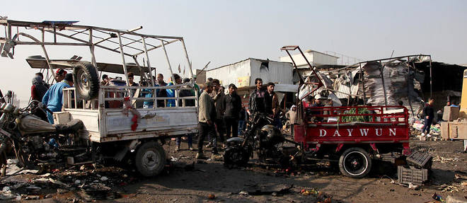 Outre les 12 morts, l'attentat a fait 39 blesses, selon un bilan fourni par des sources hospitalieres.