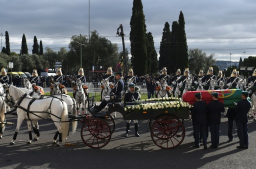Le cercueil de l'ex-président portugais Mario Saores à Lisbonne, le 10 janvier 2017 © FRANCISCO LEONG                      AFP