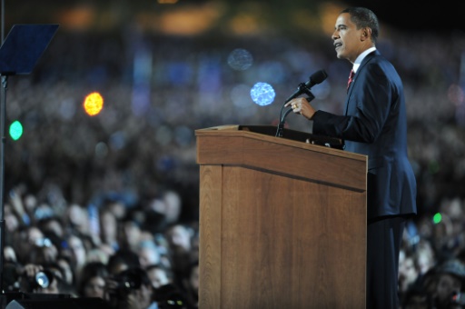 Barack Obama, candidat démocrate à la Maison Blanche, s'adresse à ses supporters à Grant Park au soir de son élection, le 5 novembre 2008, à Chicago © JEWEL SAMAD AFP/Archives