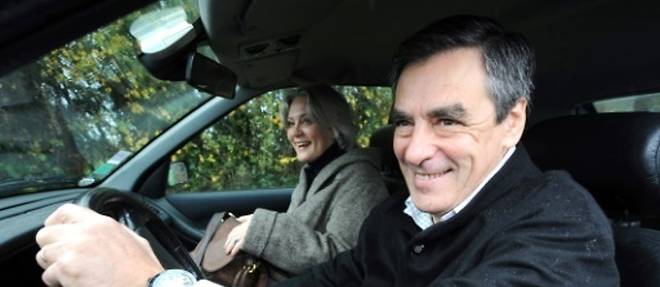 L'ancien Premier ministre Francois Fillon et sa femme Penelope a Sable-sur-Sarthe le 18 novembre 2012