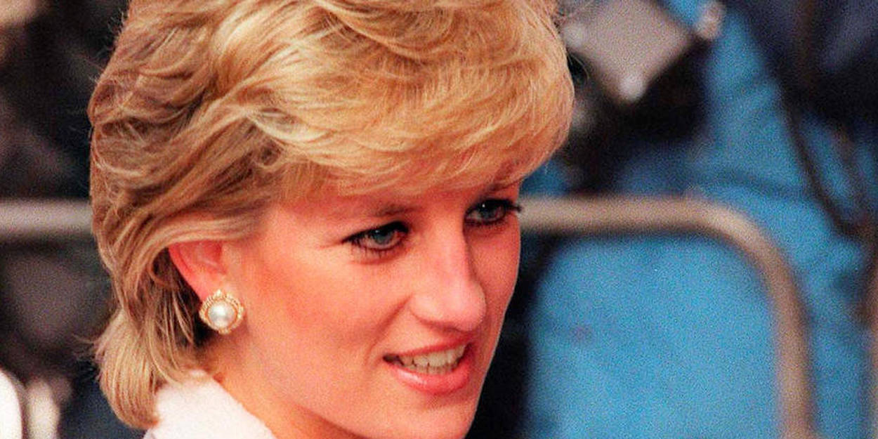 Londres : Une Statue De Lady Diana 20 Ans Après Sa Mort