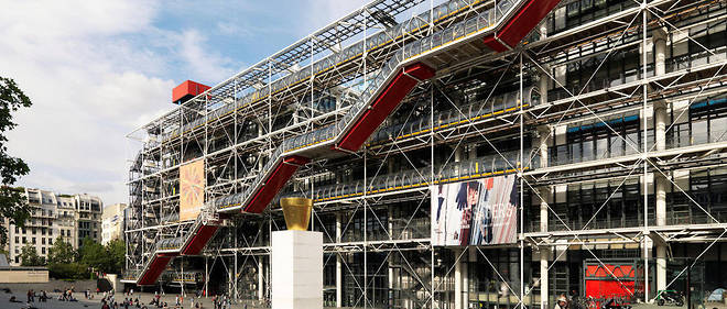 Le Centre Pompidou a ete visite l'an dernier par plus de plus de trois millions de visiteurs. 