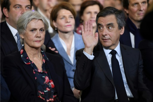 François Fillon et son épouse Penelope, lors d'un meeting de campagne, le 30 janvier 2017 à Paris © Eric FEFERBERG AFP/Archives