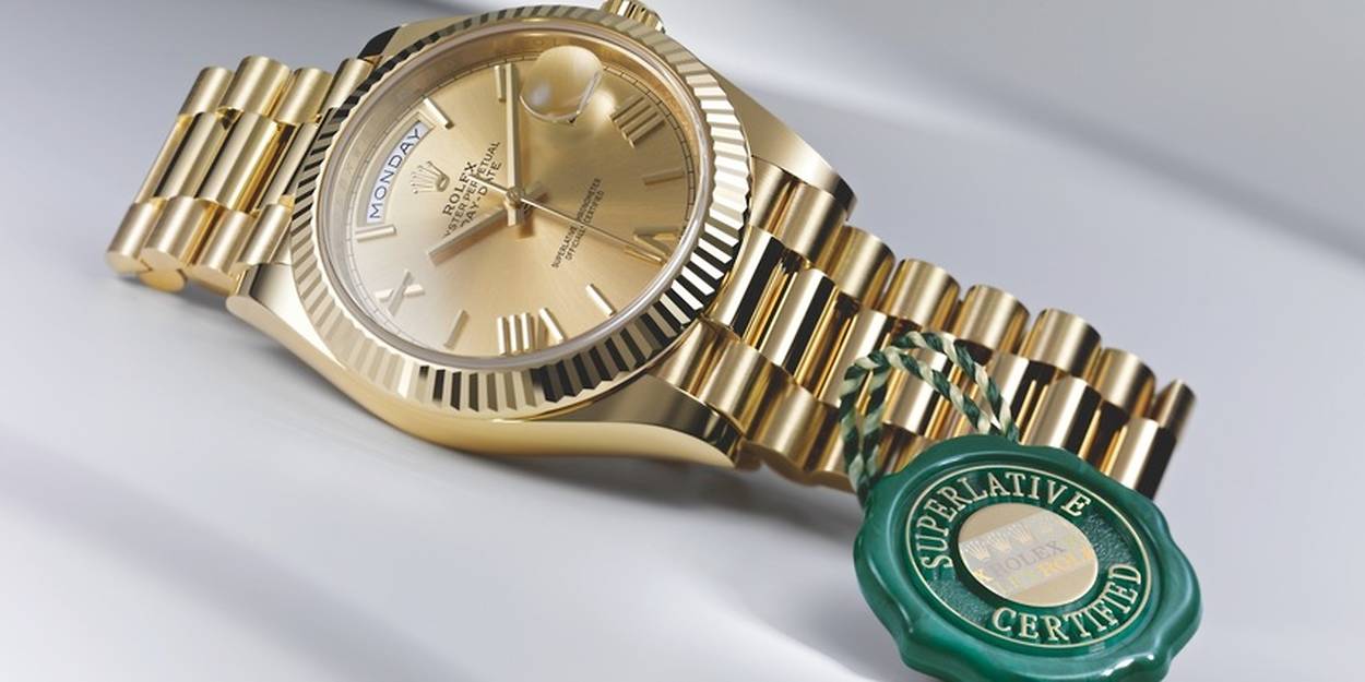 Как отличить ролекс. Rolex Marina. Часы Rolex Japan. Ролекс м832118. Ролексы на женской руке.