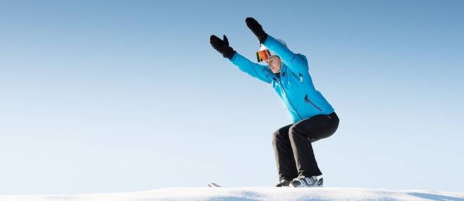 Que l'on retrouve le yoga sur une piste de ski est au fond dans l'air du temps. 