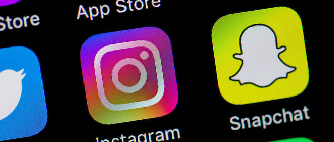 Snapchat, celebre pour ses messages visuels qui s'autodetruisent en moins de 10 secondes, vient de formaliser son intention d'aller en Bourse en mars.