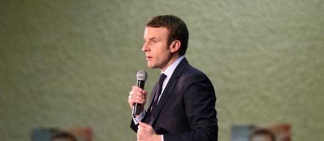 Le candidat a la presidentielle du mouvement "En marche!" Emmanuel Macron le 24 fevrier 2017 a Souillac