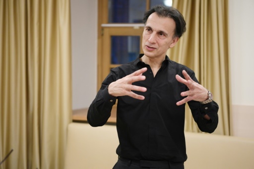 Laurent Hilaire, le nouveau directeur artistique du ballet du Théâtre Stanislavski, lors d'une interview à l'AFP le 23 février 2017 à Moscou © Natalia KOLESNIKOVA AFP