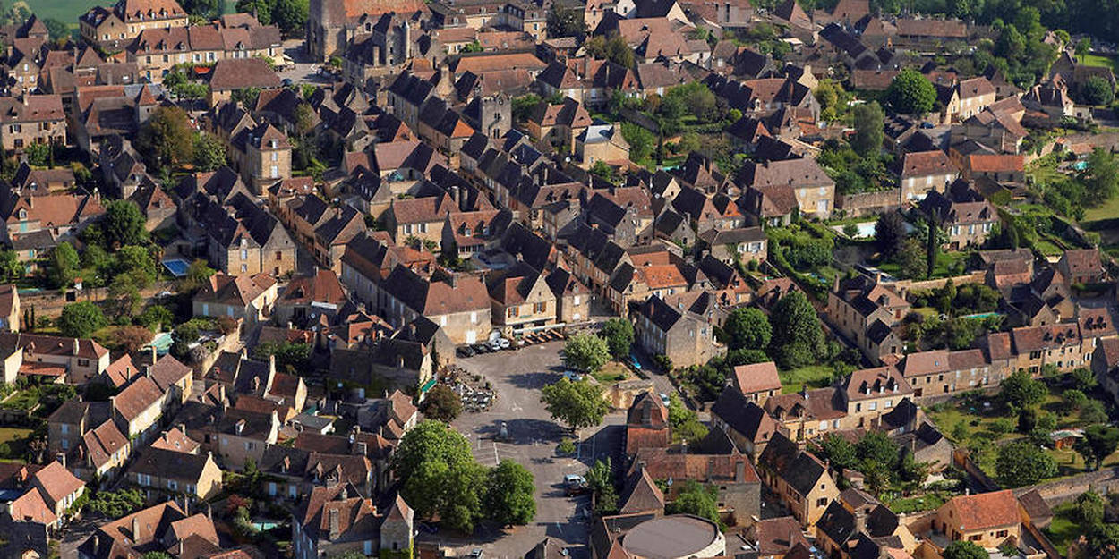 Pour Les Anglais Le Plus Beau Village De France Est Le Point