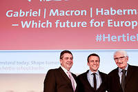 Macron en Allemagne&nbsp;: &quot;Son programme, c'est du pipeau ou c'est du s&eacute;rieux&nbsp;?&quot;