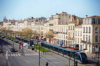 Effervescence. À Bordeaux (ci-dessus) comme à Lyon, Paris ou Toulouse, les transactions, donc les prix, s’envolent. ©Sébastien Ortola