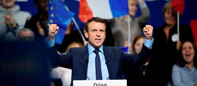 Emmanuel Macron en meeting a Dijon le 23 mars dernier.