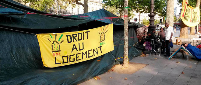 Manifestation de l'association Droit au logement a Paris en 2015.