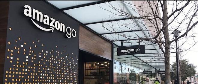 Le concept Amazon Go etait teste dans un local de taille modeste (177 metres carres) de Seattle, ou il etait reserve  pour le besoin de l'experimentation aux salaries du groupe.