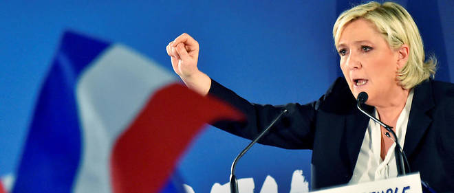 Marine Le Pen est soupconnee "d'avoir prepare la campagne presidentielle de 2012 depuis le conseil regional, en utilisant les moyens humains et materiels de la collectivite".