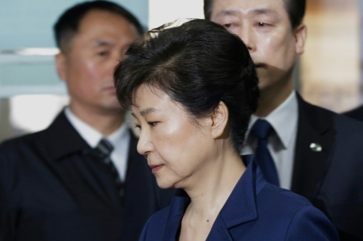 Coree du Sud: l'ex-presidente et le president de Lotte inculpes