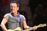 &Eacute;tats-Unis&nbsp;: Springsteen qualifie Trump d'&quot;escroc&quot; dans une chanson contestataire