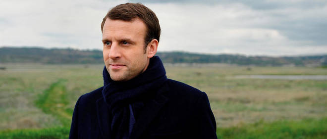 Emmanuel Macron photographie le 22 avril au Touquet.