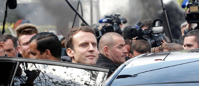 Le candidat d'En Marche ! Emmanuel Macron a ete elu president de la Republique francaise apres une campagne presidentielle chaotique a l'issue inattendue.